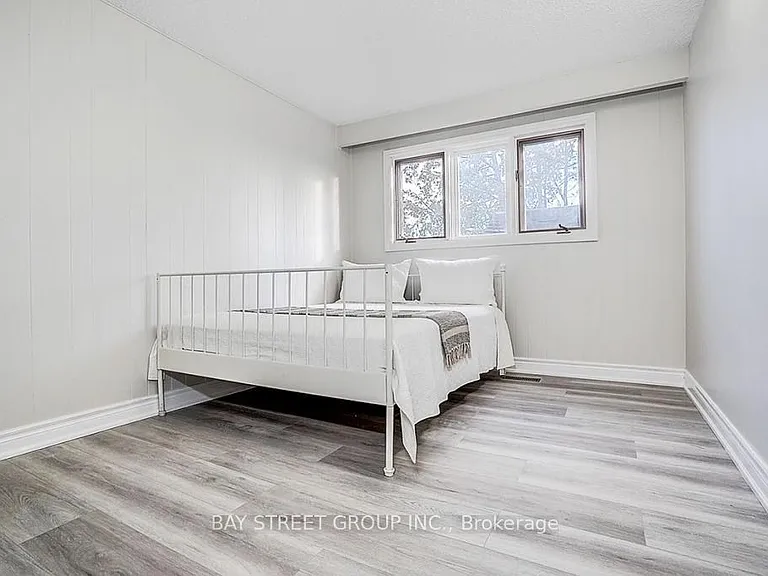 269 Shawnee Cir #LOWER — Photo 11