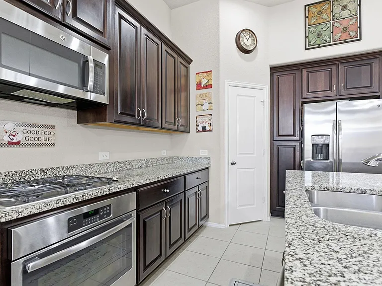 17014 Wellinghoff Ct — Photo 27