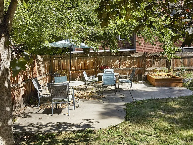 1376 N Williams St — Photo 13
