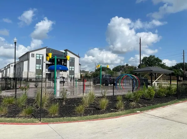 Esperanza at Keith Harrow