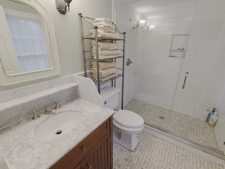 169 Sebonac Rd — Photo 16
