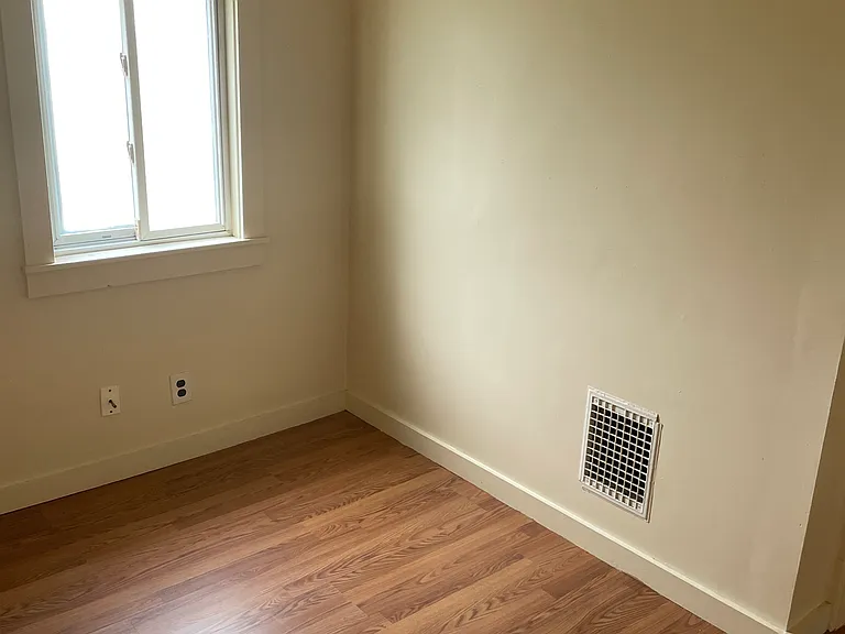 716 E Long Ave — Photo 8
