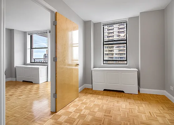 Rented by Mirador Real Estate | media 13