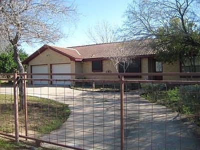 1st image of 701 Garza Ave