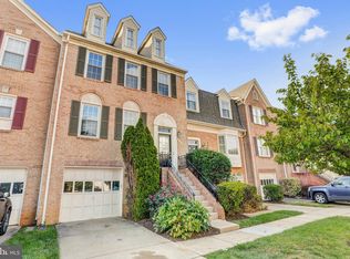2002 Pieris Ct, Vienna, VA 22182