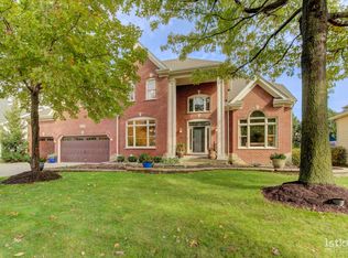 3436 Redwing Dr, Naperville, IL 60564