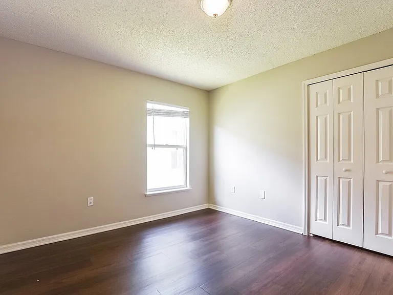 13825 Econ Woods Ln — Photo 11