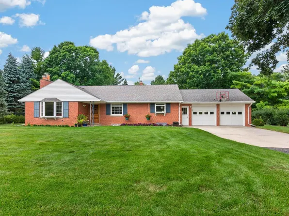5106 Columbia ROAD, Cedarburg, WI 53012