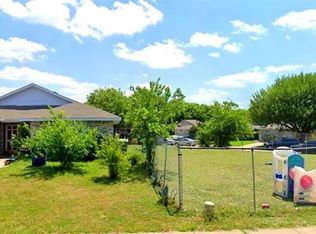4530 Falls Dr, Dallas, TX 75211