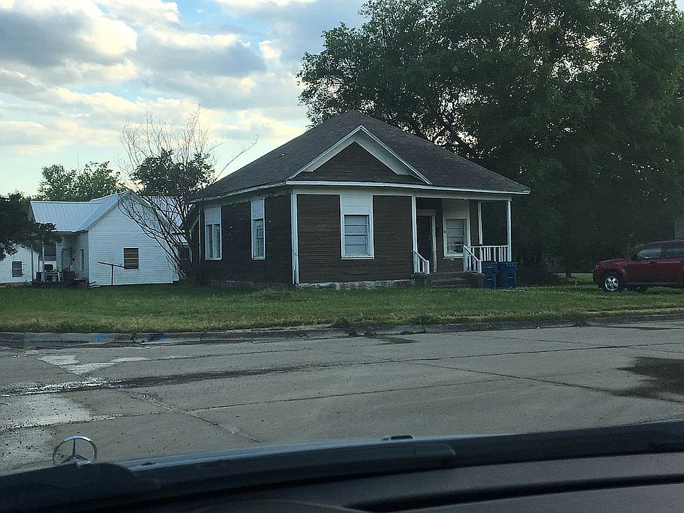 1st image of 22 W Seneca Ave