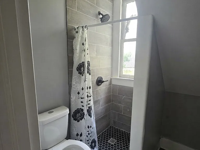 449 Dixwell Ave #3 — Photo 9