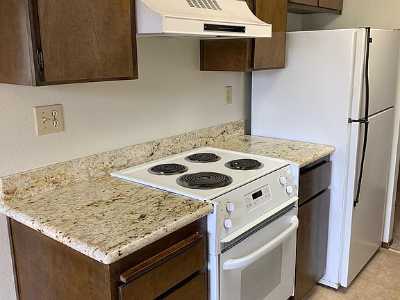 3rd image of 2740 Park Ave #14