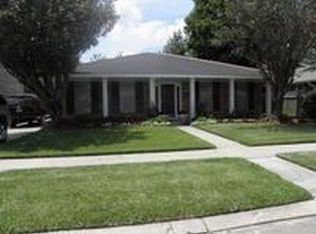3812 Ridgeway Dr, Metairie, LA 70002