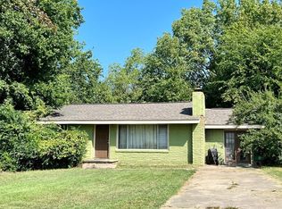 2534 W Wedington Dr, Fayetteville, AR 72701