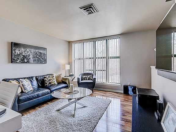 4th image of 4506 W Westchester Sq #4506