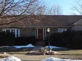 65 Mary Ellen Rd, Newton, MA 02468