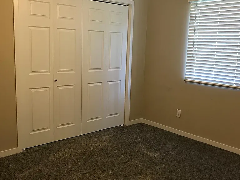 1070 Augusta Dr #1070 — Photo 10