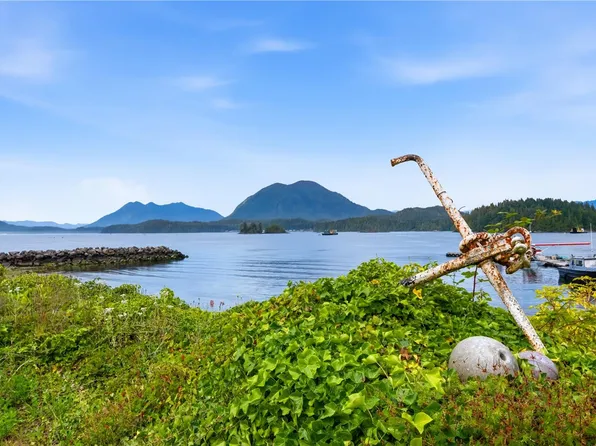 360 Main St #356, Tofino, BC V0R 2Z0