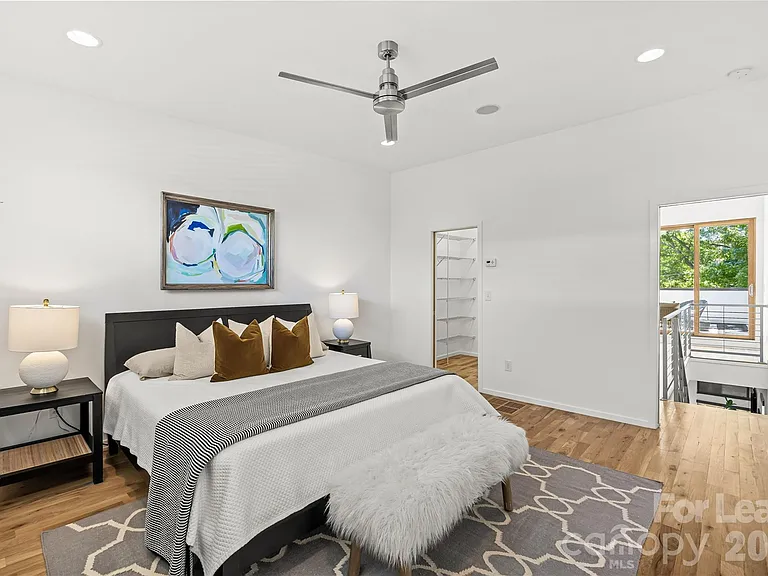 918 Greenleaf Ave — Photo 23