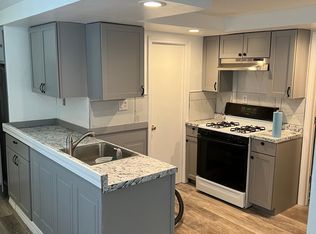 373 Burnside Ave #3F, Woonsocket, RI 02895