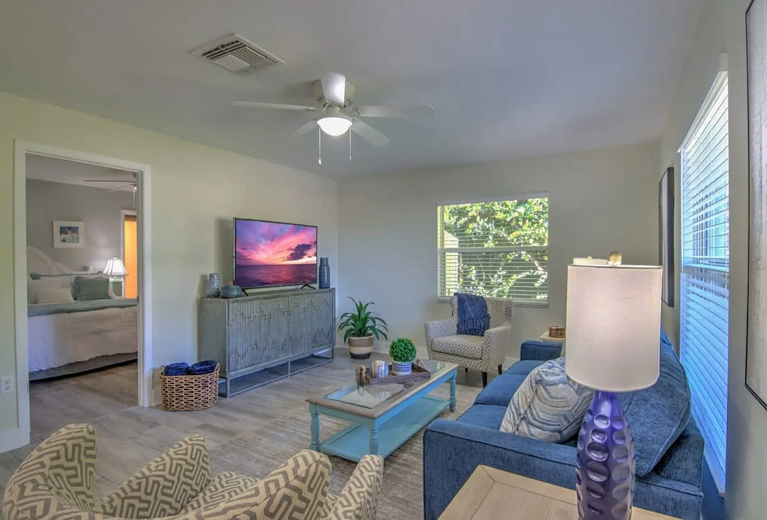 3 bed, 2.0 bath, 1151 sqft, $5,487 — Photo 3
