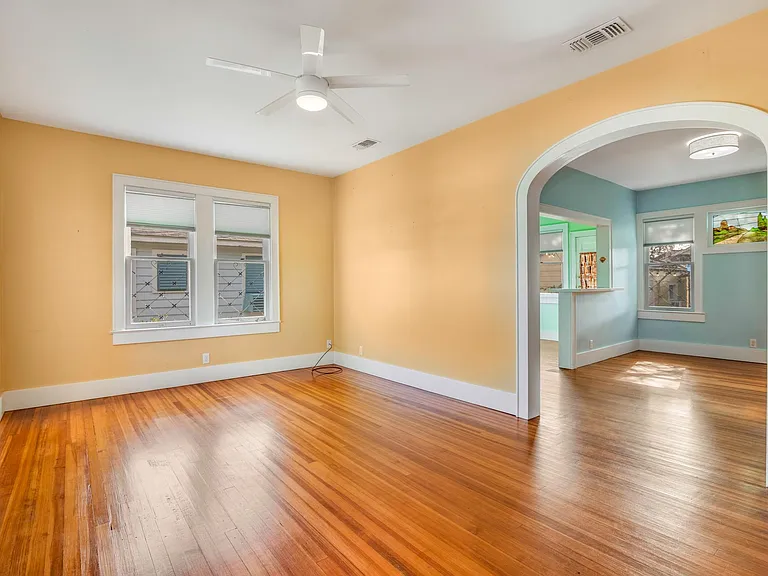 4823 Fannin Dr — Photo 11