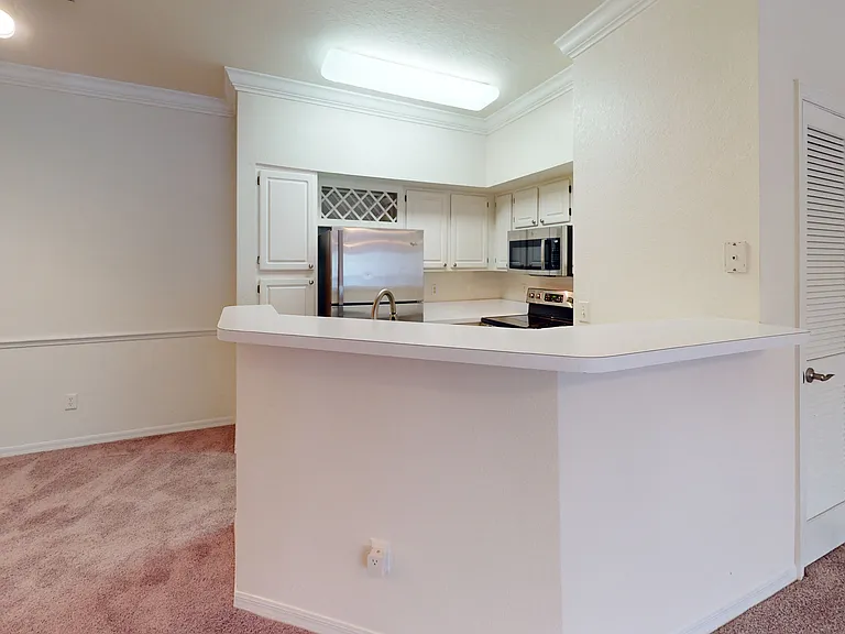 Ashton at Waterford Lakes — Photo 41
