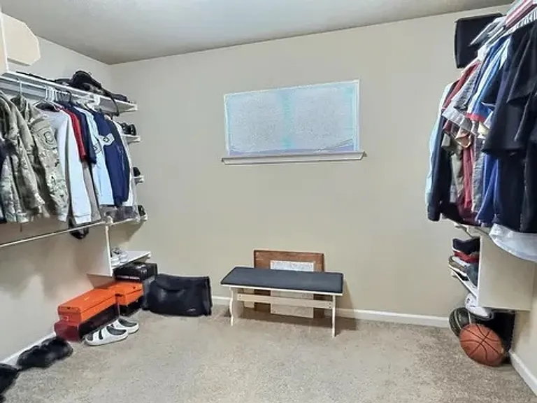 12 Daytona Dr — Photo 25