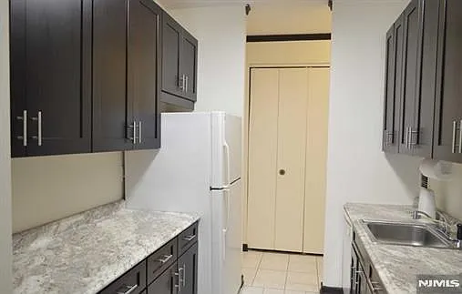 7855 Boulevard East #30I — Photo 5