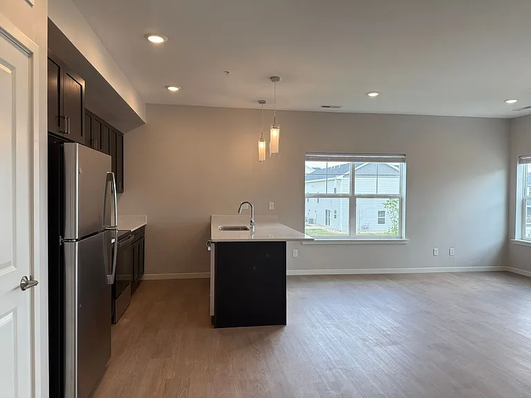141 Clark Dr SW #2 — Photo 10