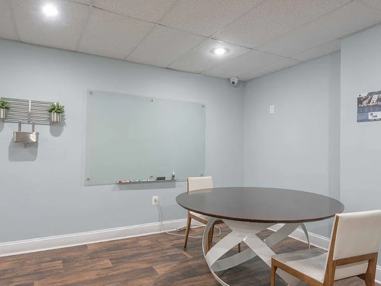 The Marylander Apartment Homes — Photo 11