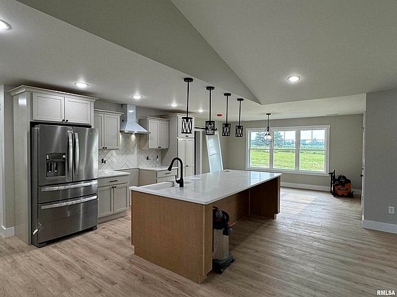 5th image of 1806 Ramsey Dr