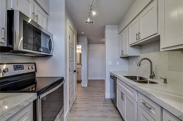 1st image of 6903 Deatonhill Dr APT 36