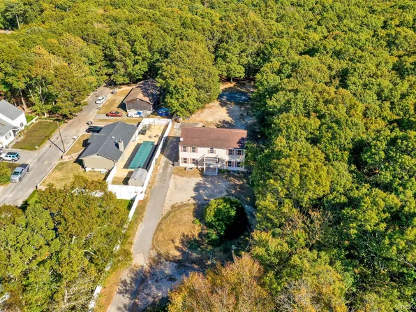 436 N Magee Street, Southampton, NY 11968
