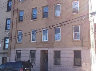 28 Orchard Pl APT 2E, Yonkers, NY 10703