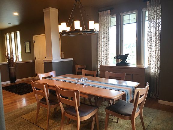 Formal Dining, Entry