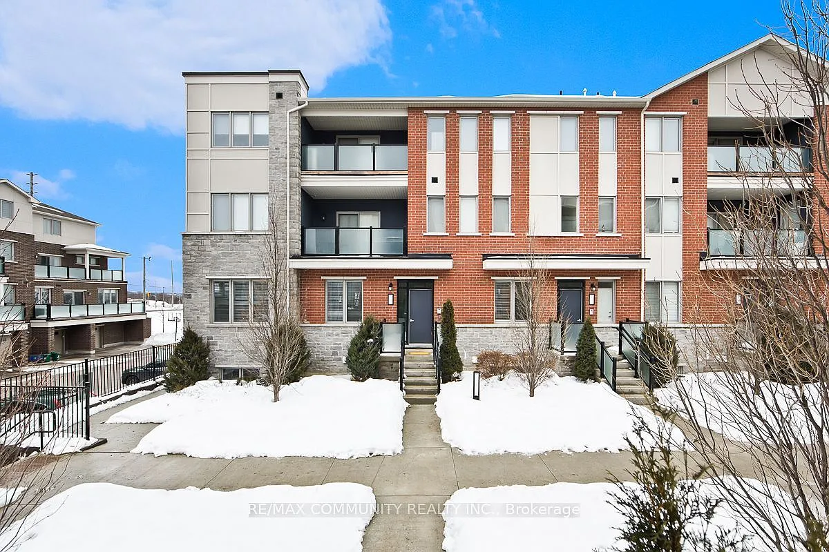 3 bed, $3,000 — Photo 2