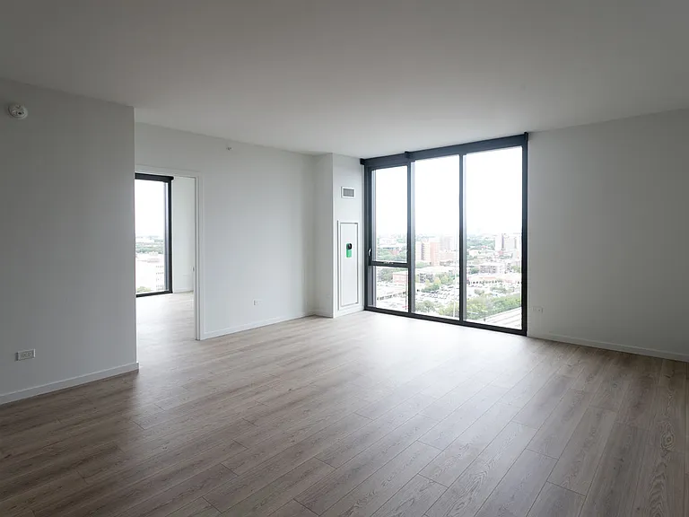 Dining/Living room