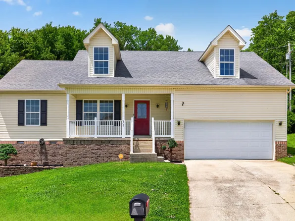209 Connie Ln, Winchester, KY 40391