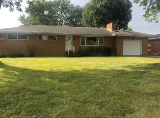 647 Ruff Dr, Monroe, MI 48162