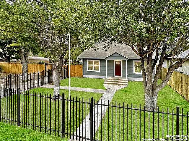 1st image of 2907 Irwin Dr