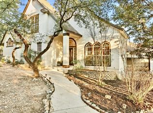 8218 Plum Valley Dr, San Antonio, TX 78255