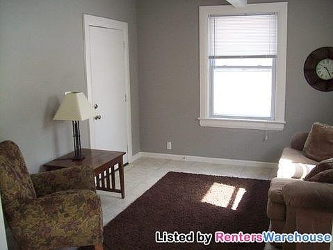 2nd image of 3934 Stevens Ave #1