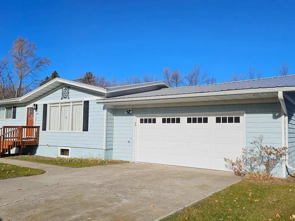 212 E Golf Ave, McVille, ND 58254
