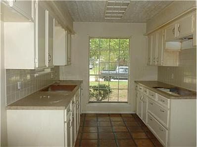 4th image of 2138 Whispering Trails Dr