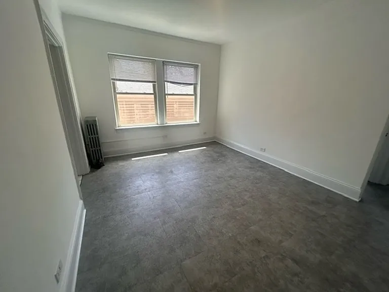 3118-20 S Oak Park Ave — Photo 31