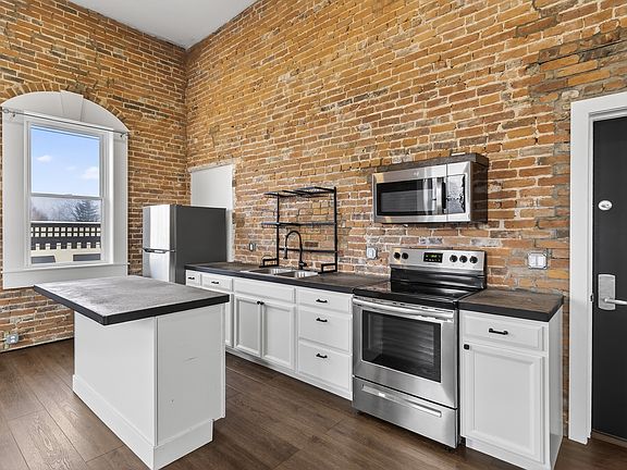 4th image of 100 Harrison Ave #24