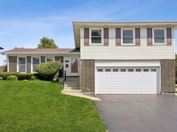 1423 Colony Ct, Lombard, IL 60148