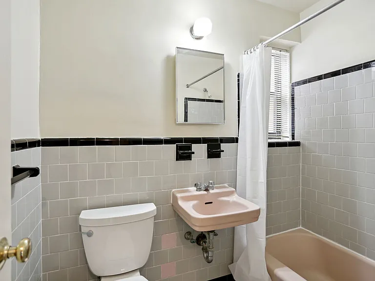 8212 Flower Ave — Photo 6