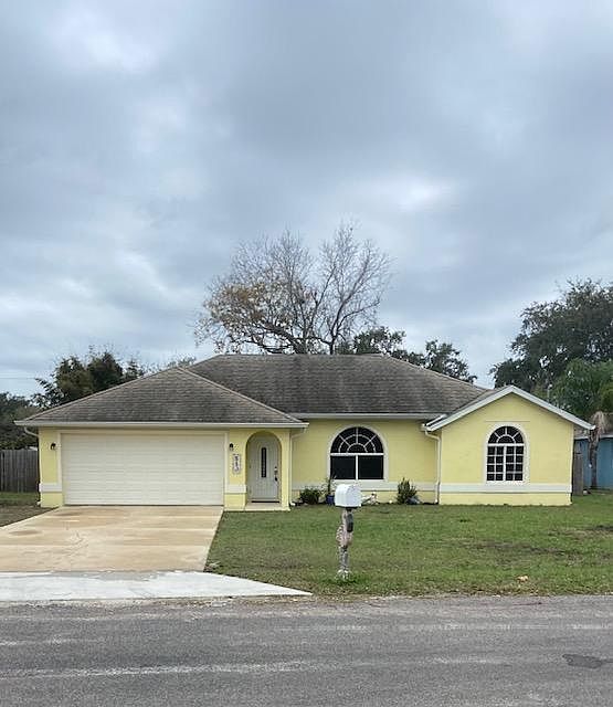 1st image of 510 Live Oak St